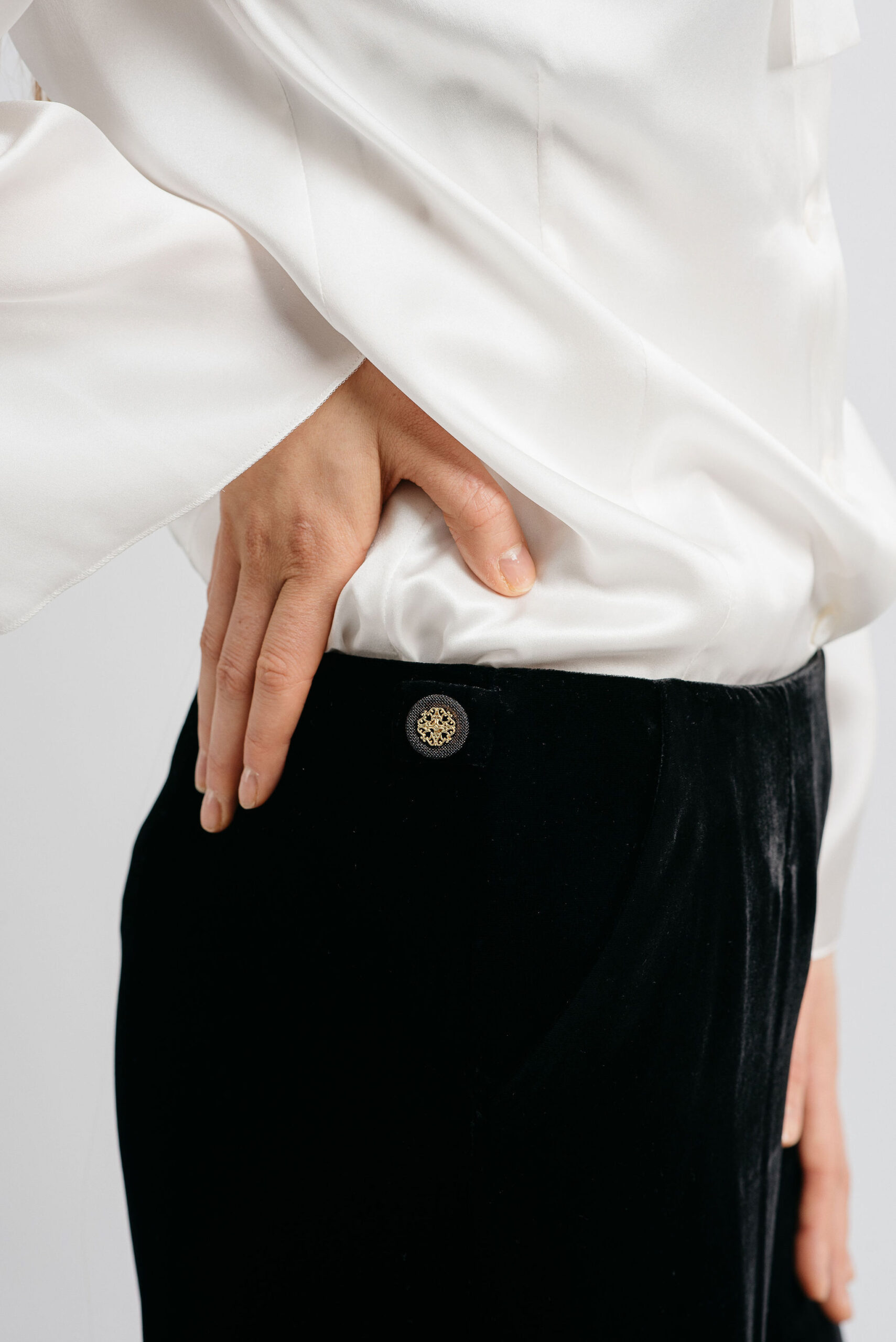 Velvet trousers - Image 5