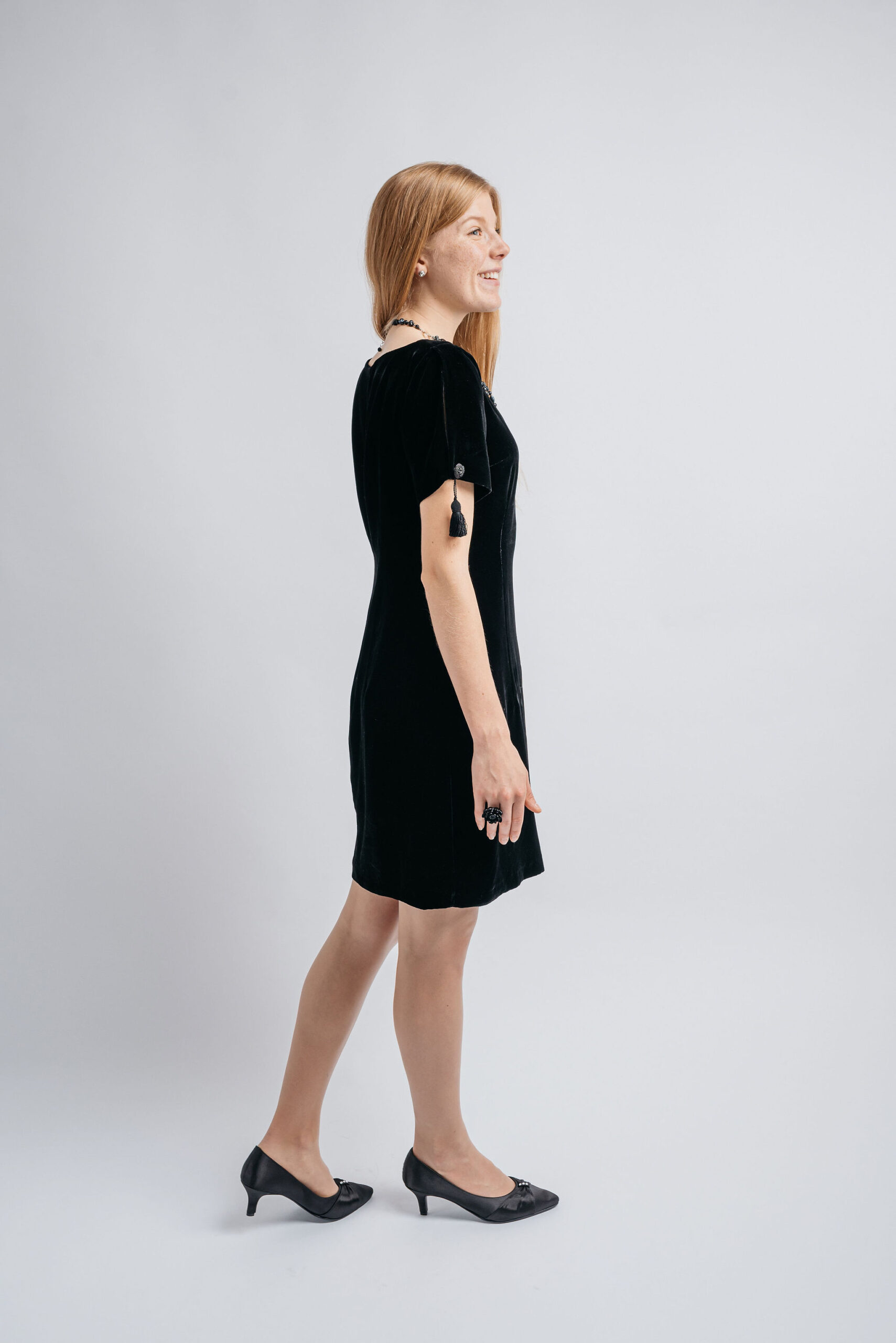 Velvet dress - Image 4