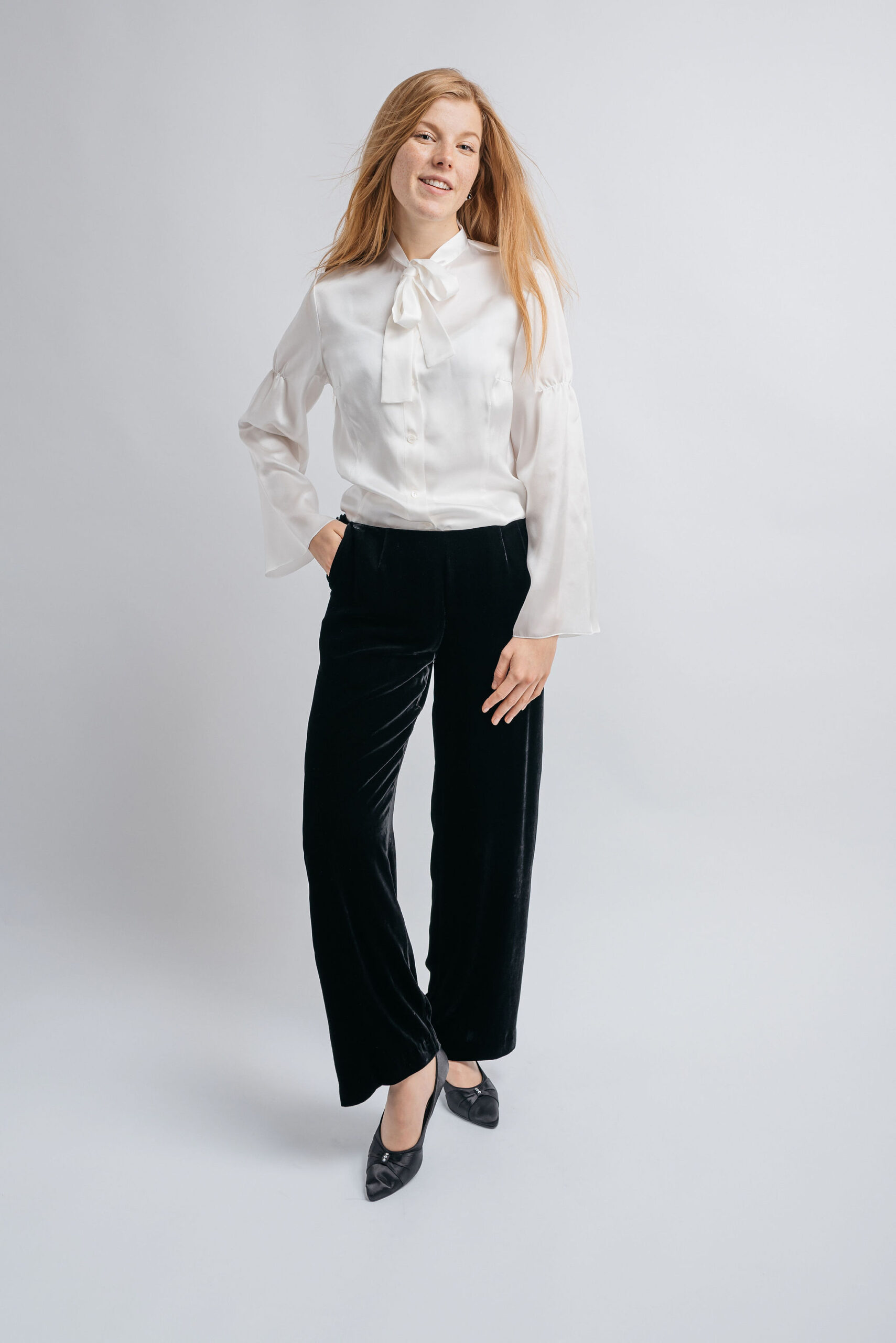 Velvet trousers - Image 4