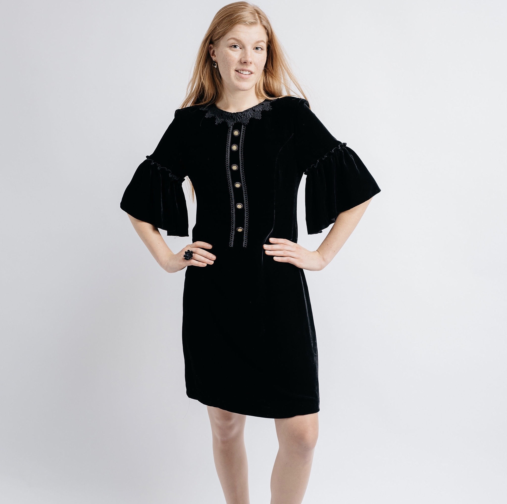 Decorative velvet dress