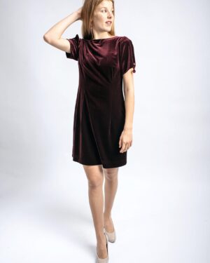 Velvet dress in wine red