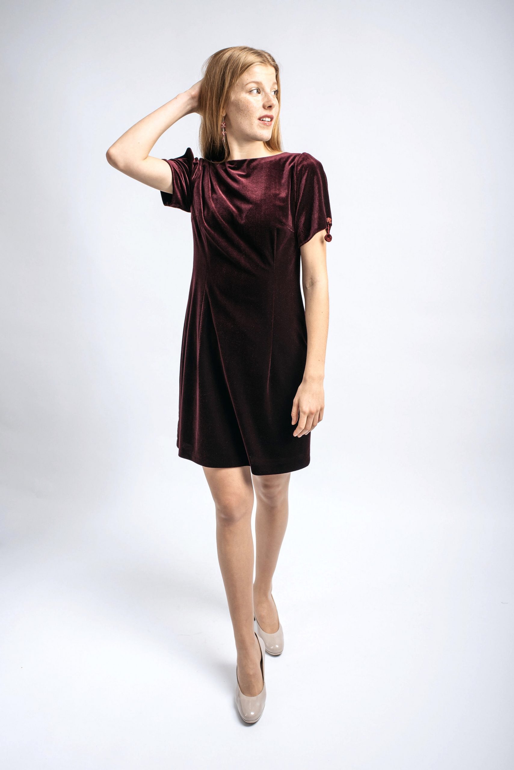 Velvet dress in wine red