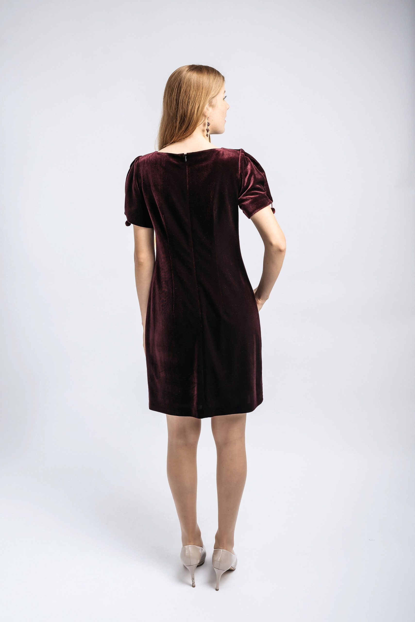Velvet dress in wine red - Image 3